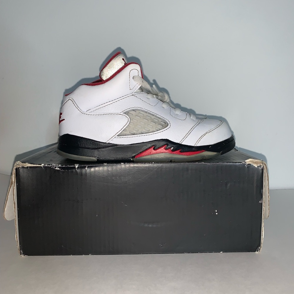 Nike Air Jordan 5 Retro Fire Red Silver Tongue 2020 Size 10C TD (440890-102)